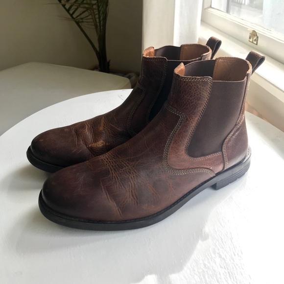 clarks chelsea boots for men